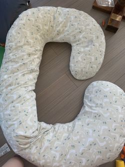 Pregnant pillow