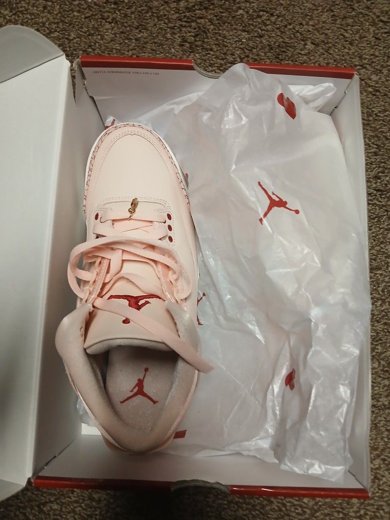 Retro Vday Jordan 3s Size 10 In Woman 8.5 In Men