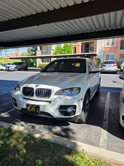 2011 BMW X6 xDrive50i – 67,000 Miles – $8,500 OBO. Clean title