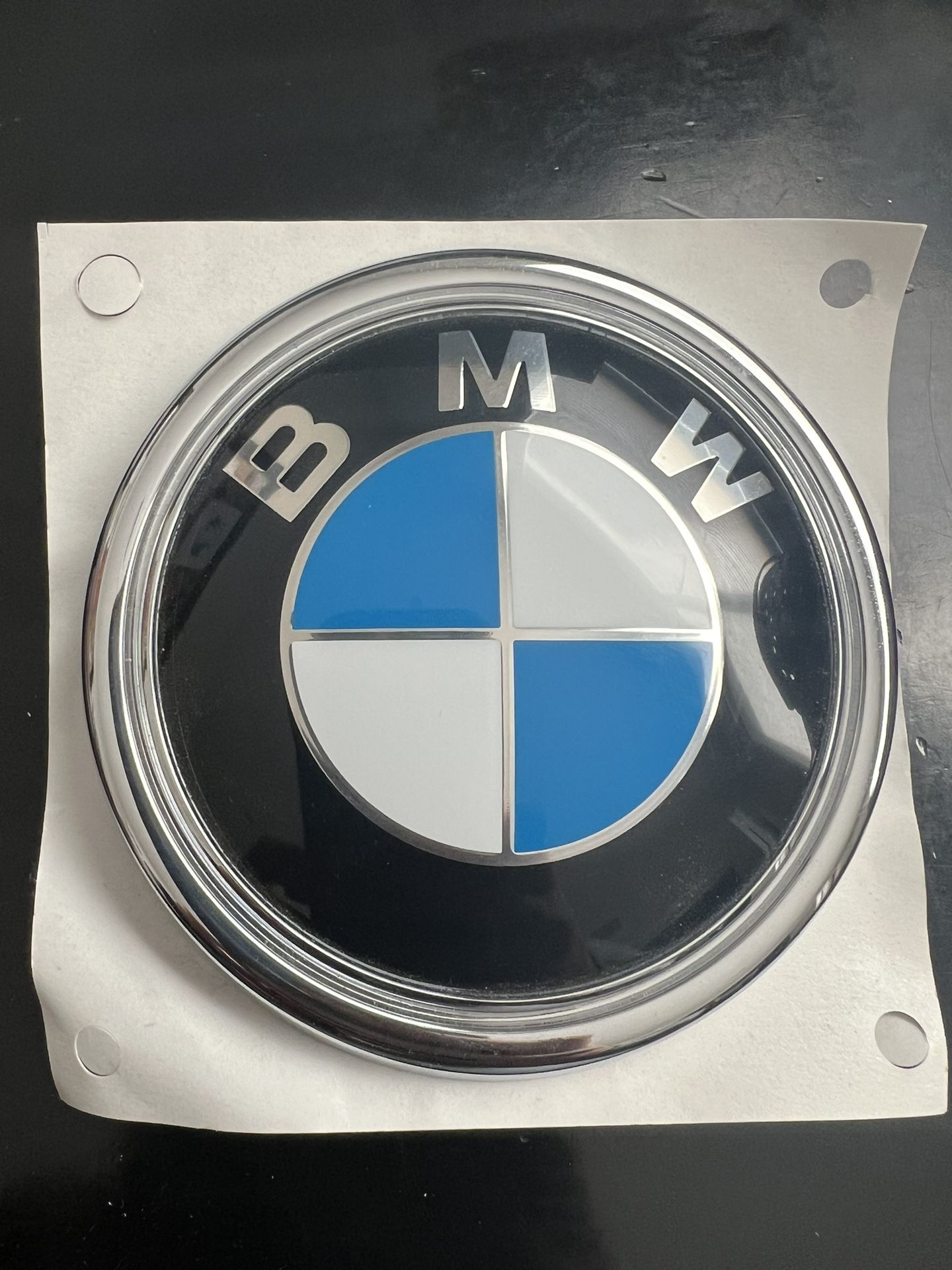 BMW Emblem-NEW