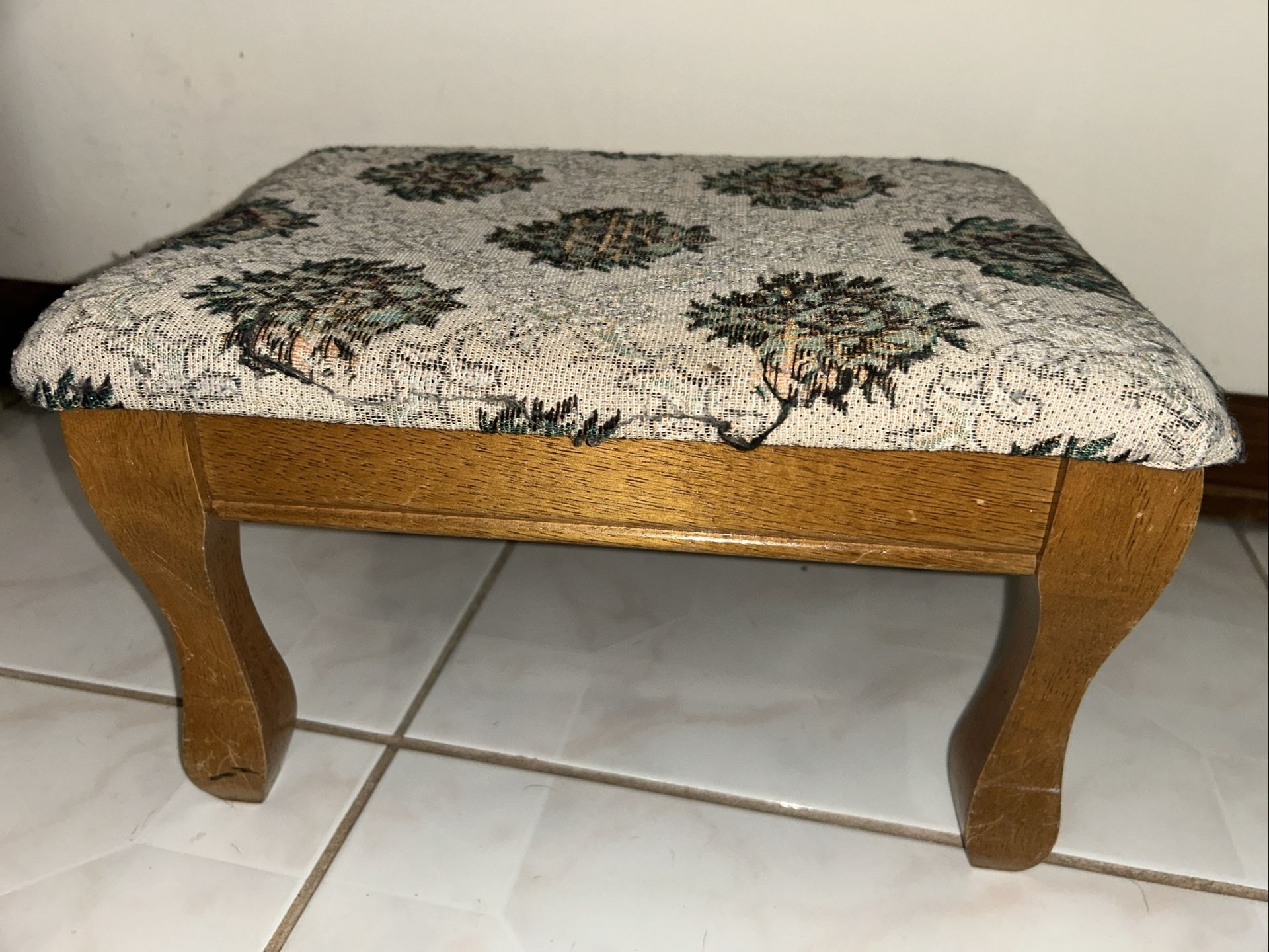 Vintage Foot Stool WORN DAMAGED Sold As Is