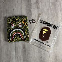 *NEW* Green Camo Bape Zip Up Sizes S,M,L 100% Authentic
