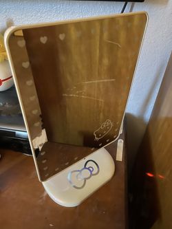Hello Kitty Mini Vanity Mirror