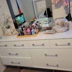 Queen Side Bed Frame And Dresser