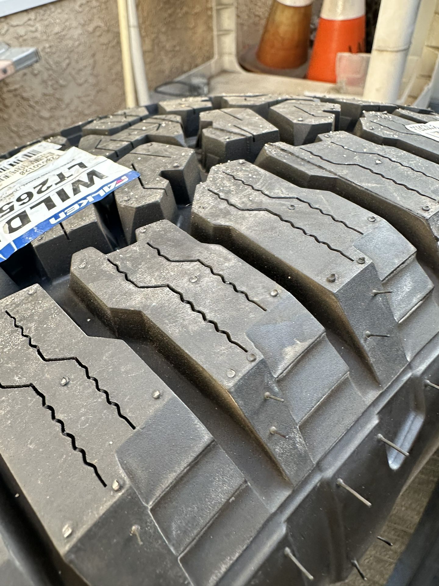 265/60r20 Falken Wildpeak AT3w New