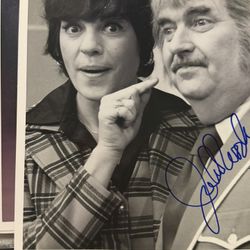 Jo Anne Worley Signed In Person 8x10 Photo - Rowan & Martins Laugh In, Comedy