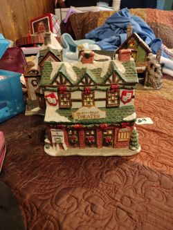 Christmas Village Dickensville Theatre 