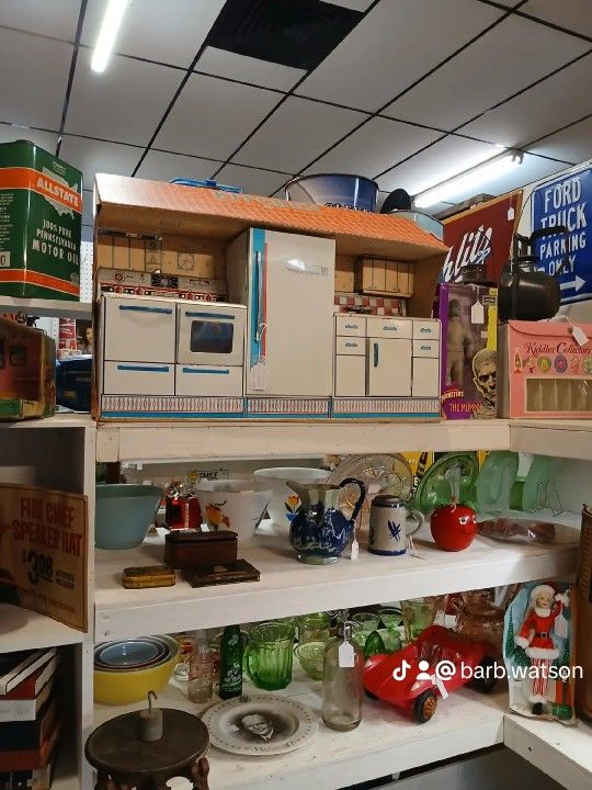 Antiques, Toys,Vintage, Vinyl, Christmas, Glassware