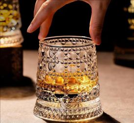 Crystal Spinning Whiskey Glass