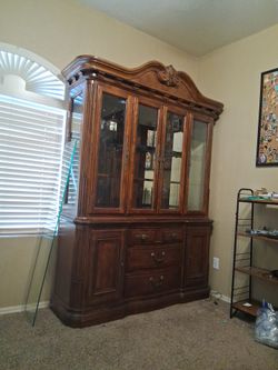 Large 3 Shelf Hutch 2-Piece Set w/lights !