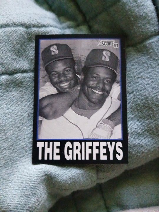 Score 1991 The Griffeys Base Ball Card