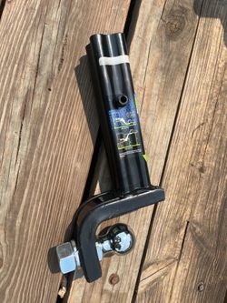 Trailers Hitch w/ ball included