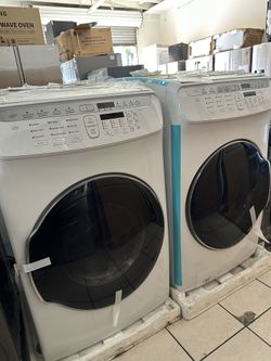 Gas Dryer And Washer 