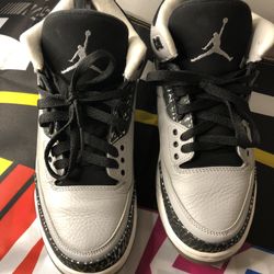 Retro Jordan 3s Wolf Grey 