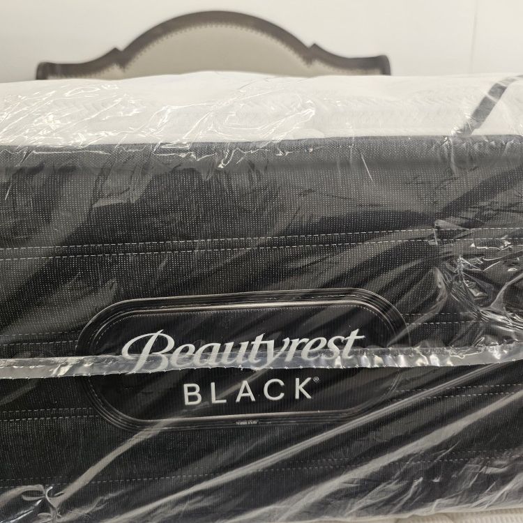 New Queen Size Mattress - Beautyrest Black 