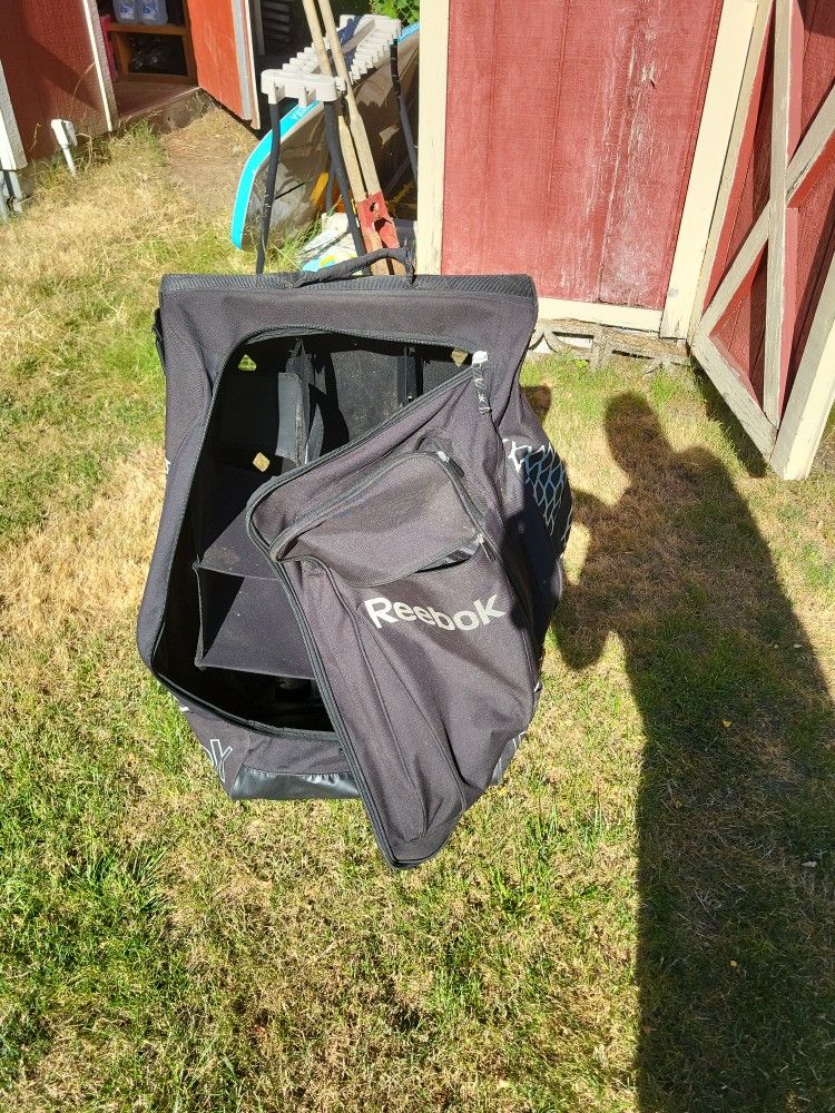 Used Wheeled Reebok Hockey Bag