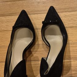 Women's Black Ann Taylor Heels (8M)