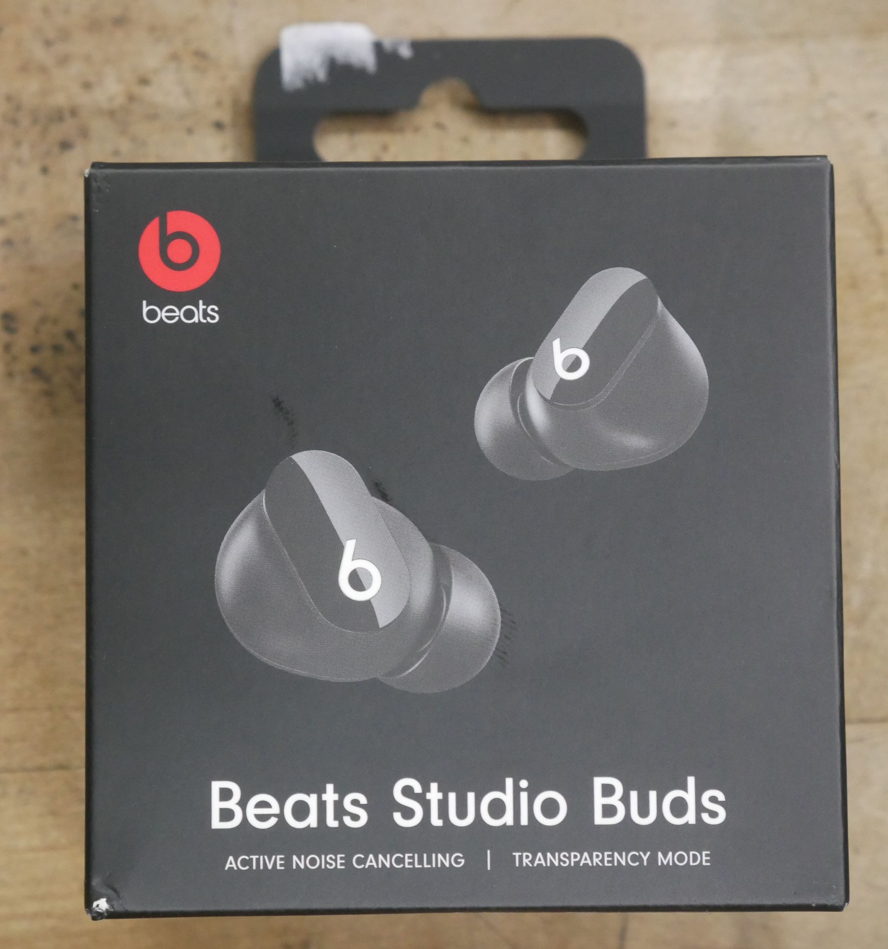 Beats Headphones black sealed active noise cancelling MJX43LL/A 885885-1