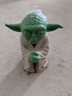 Yoda Puppet Toy