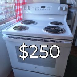 GE Electric Stove 
