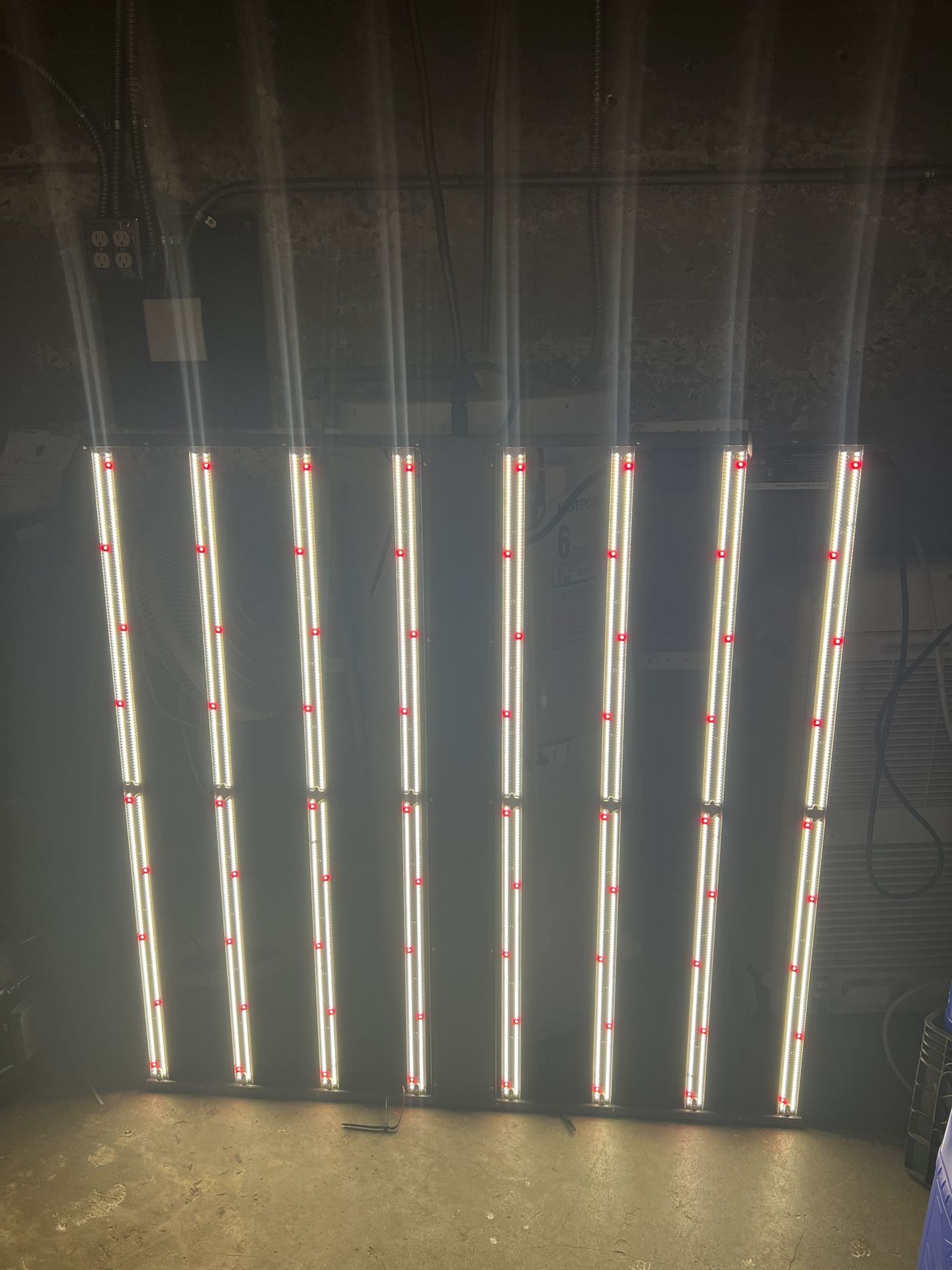 Gavita 1700e LED grow Light