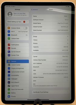 Apple iPad Pro 256GB 1st Gen Wi-Fi 10.5in Space Gray Tablet Body Is Warped As Is