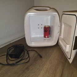 Mini Refrigerator, ice cold