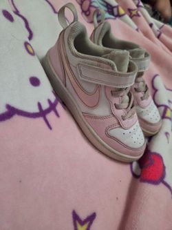 Girl nike shoes