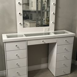 Vanity Set