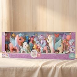 Unicorn Family Playset