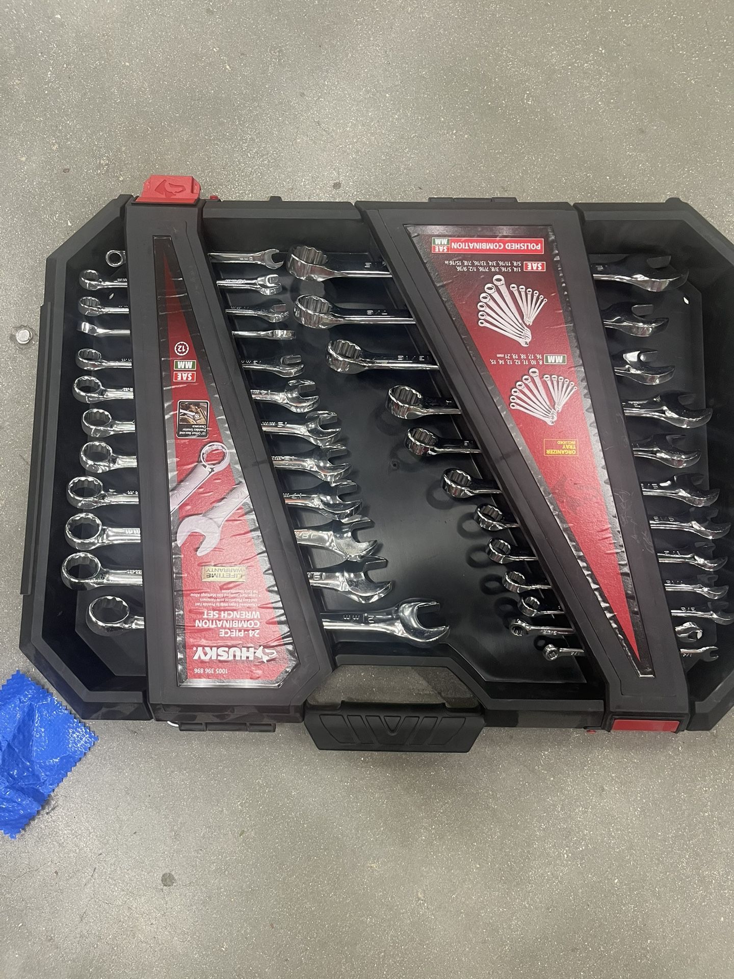 24-Piece SAE/MM Combination Wrench Set.