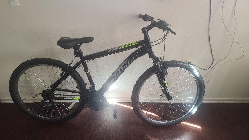 MENS SCHWINN 26\