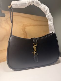 Saint Laurent YSL Le 5 à 7 Shoulder Bag