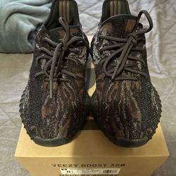 Yezzy Boost 350 V2 Size 8.5