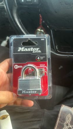 Master Lock 500D Padlock with 2 Keys