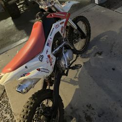 Xmoto 125cc Dirt bike 