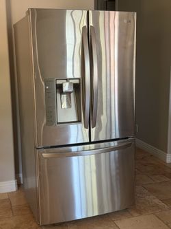 LG REFRIGERATOR AND FREEZER