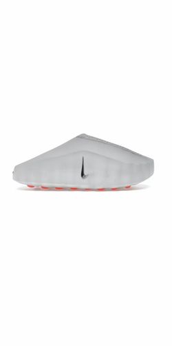 Nike Mind 001