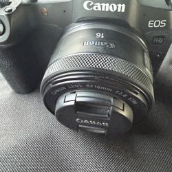 Canon R8