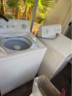 Kenmore  washer and electric dryer super good