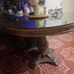 Dinning Table