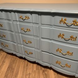12 Drawer Dresser
