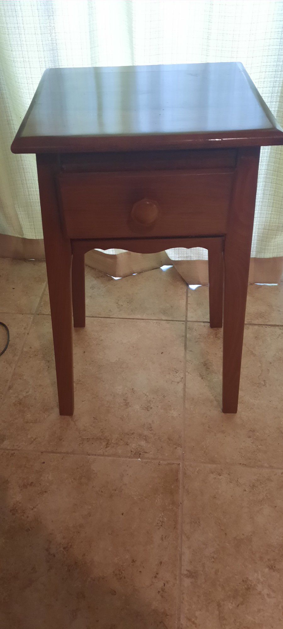 Night stand/End table