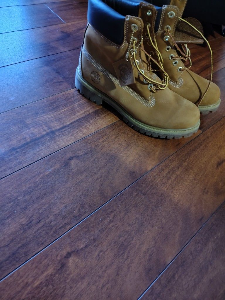Timberland Wheat Boot Size 8 mens