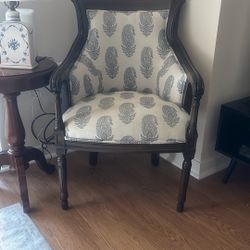 Accent Armchair 