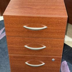 Four Piece Desk Set And File Cabinet