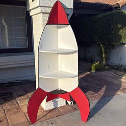 Rocket book shelf