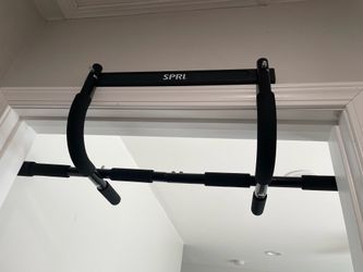 Doorway Pull-Up Bar