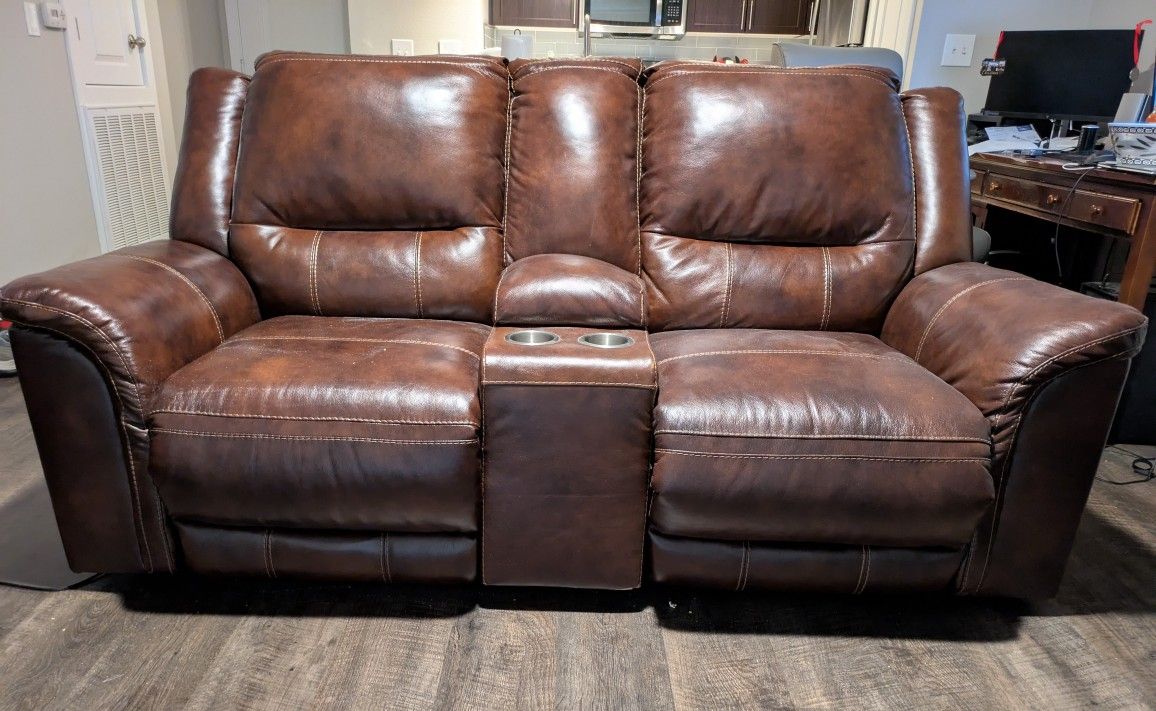 Ashley Furniture Catanzaro Power Reclining Loveseat