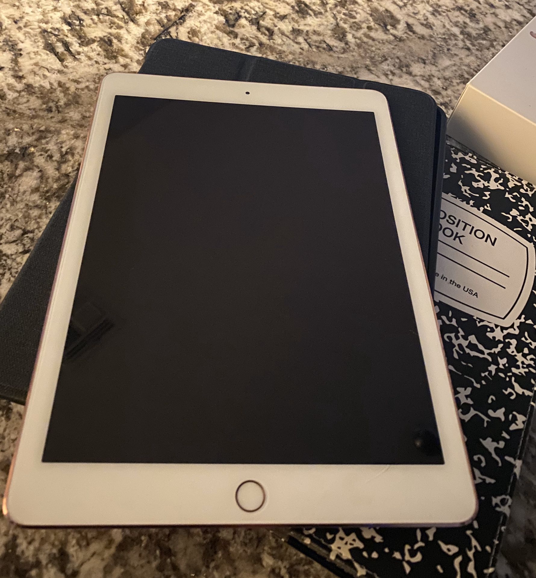 iPad Pro 9.7 WiFi and Cellular 32GB Rose Gold